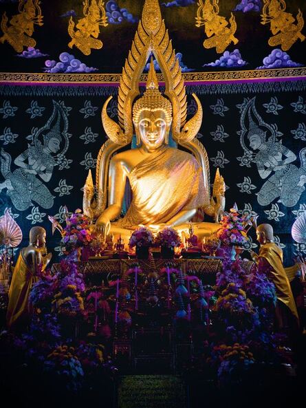 Image of Buddha in Thai temple
